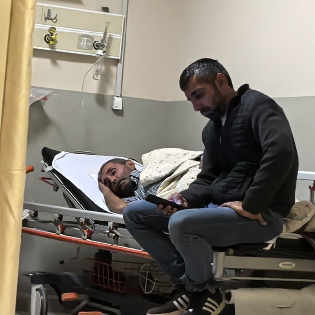 Sobadan sızan karbonmonoksit gazından zehirlenen çift, tedaviye alındı