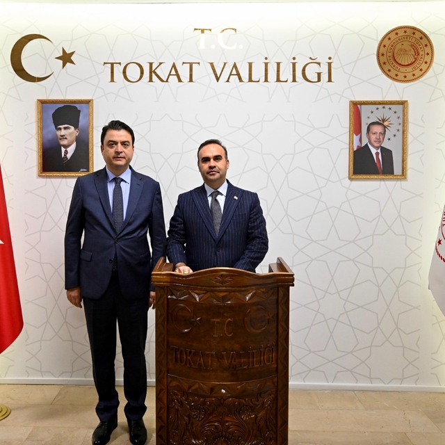 Sanayi ve Teknoloji Bakanı Kacır, Tokat'ta açılış programına katıldı: