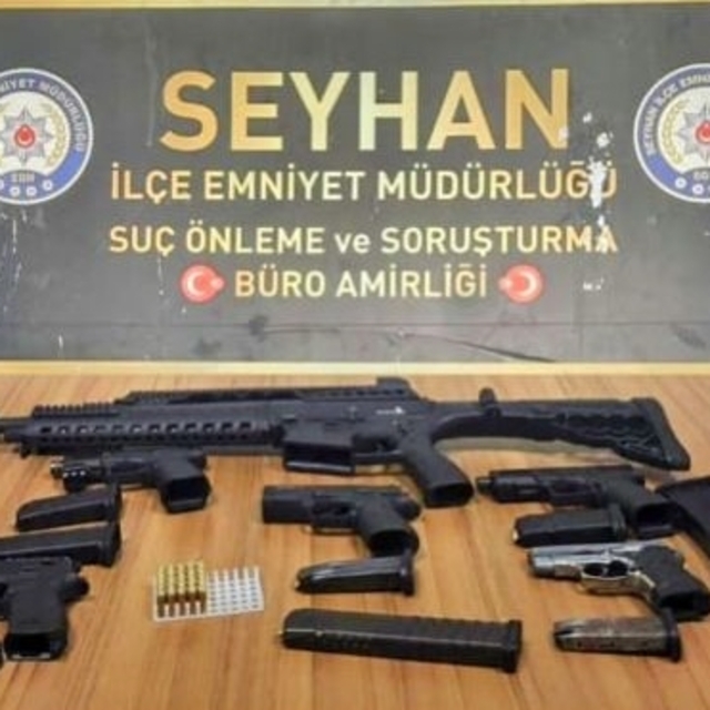 Adana'da evinde 6 ruhsatsız silah bulunan şüpheli tutuklandı