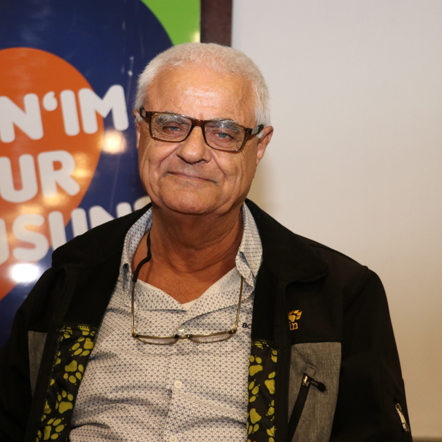 Antalya'da hem kalp hem böbrek nakilli hasta yaşama sıkıca sarıldı