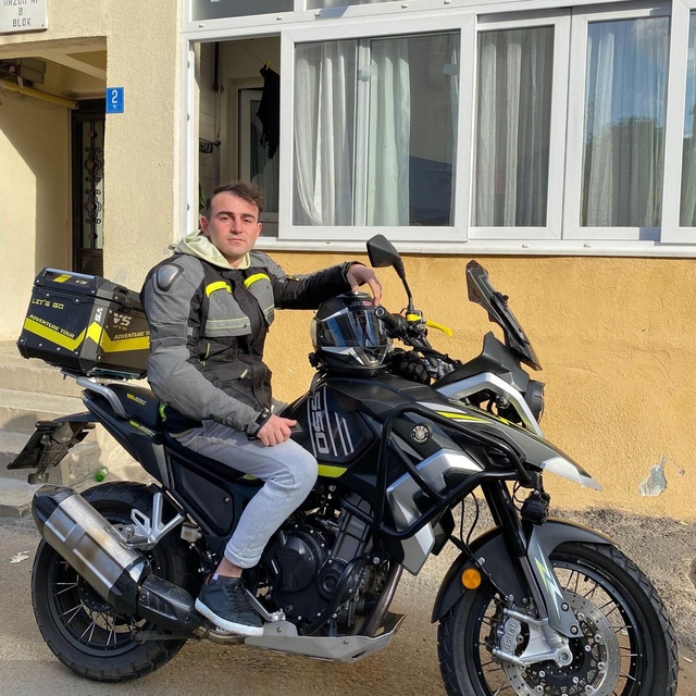 Tekirdağ'da motosiklet, yayalara çarptı; 1 ölü, 2 yaralı