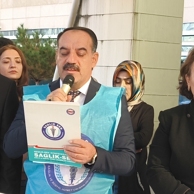 Sağlık-Sen Siirt Şubesinden sağlık çalışanların haklarına ilişkin açıklama