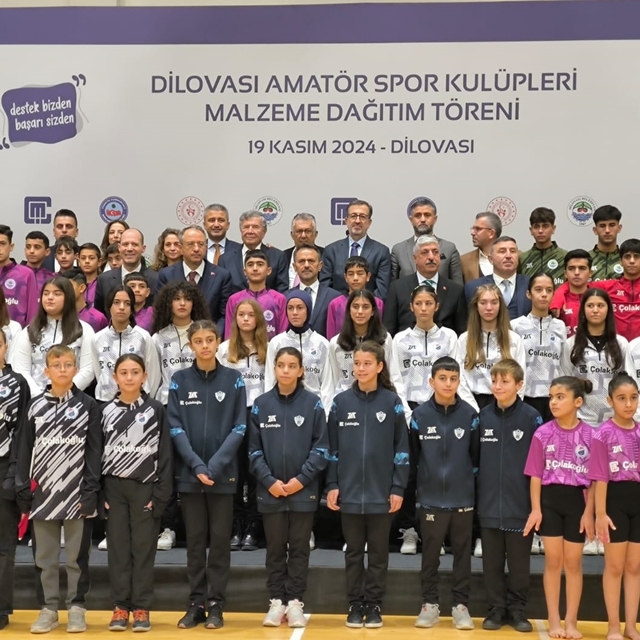 Dilovası'nda 450 amatör sporcuya malzeme dağıtıldı