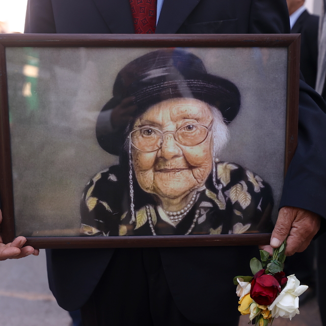 Mersin'de hayatını kaybeden Sümerolog Muazzez İlmiye Çığ'ın cenazesi defned...
