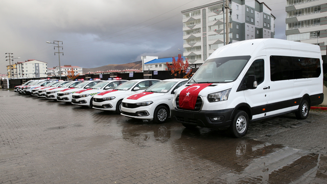 İçişleri Bakanlığınca Bitlis Emniyet Müdürlüğüne 12 yeni araç tahsis edildi
