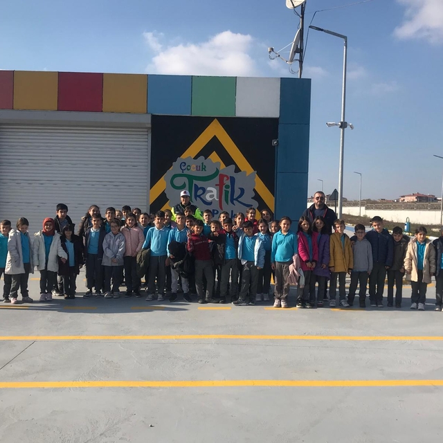 Tekirdağ'da öğrencilere trafik eğitimi verildi