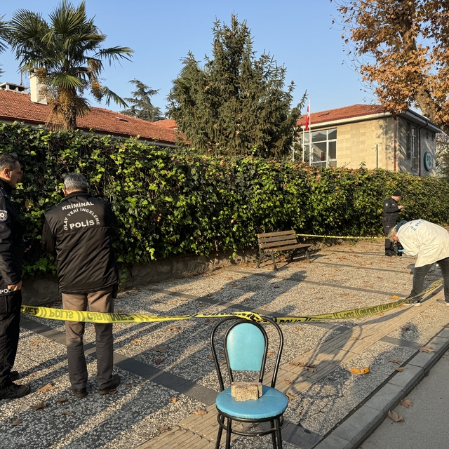 Sakarya'da silahlı saldırıya uğrayan kadın yaralandı