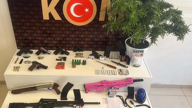 Konya'da 2 suç örgütüne operasyon; 26 şüpheli tutuklandı