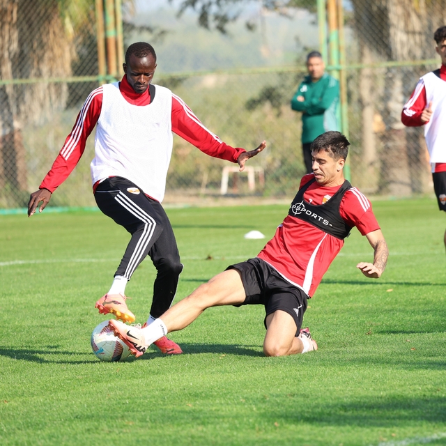 Adanaspor'da Sakaryaspor maçının hazırlıkları sürüyor