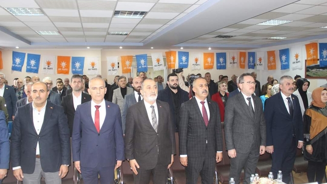 AK Parti Ağlı İlçe Başkanlığına yeniden Ersoy seçildi