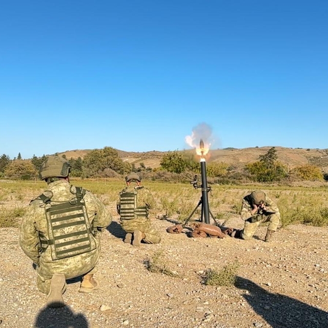 MSB'den "Ağır ve Hafif Silah Atış" eğitimleri paylaşımı