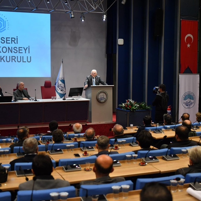 Başkan Büyükkılıç, Kayseri Kent Konseyi kasım ayı genel kuruluna katıldı