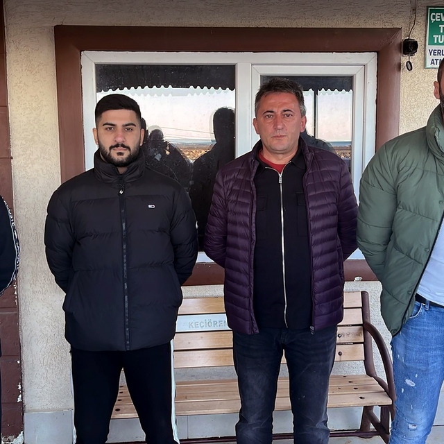 Suç örgütünün 5 üyesi yurt dışına kaçarken yakalandı; tutuklu sayısı 215'e...