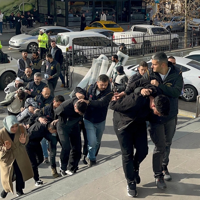 Tekirdağ merkezli 4 ilde telefon dolandırıcılarına operasyon; 8 gözaltı