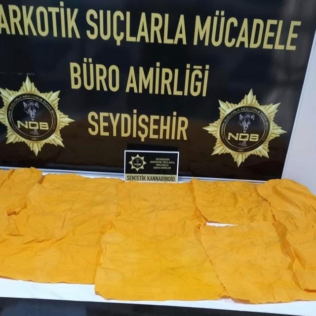 Konya'da yolcu otobüsünde üzerinde uyuşturucu bulunan şüpheli tutuklandı