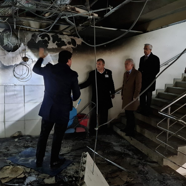 Kırklareli Valisi Turan yangın çıkan derslik binasında incelemede bulundu