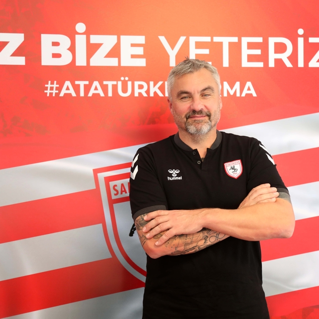 Samsunspor, Alanyaspor maçını kazanarak yeni bir galibiyet serisi başlatmak...