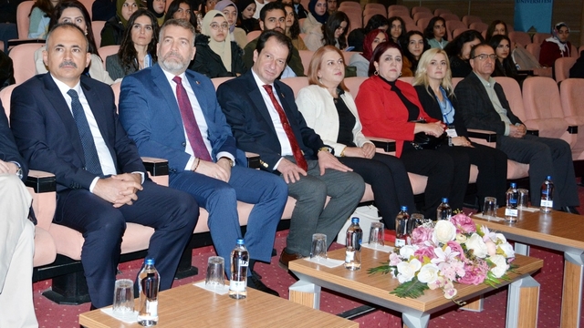 Diyarbakır'da "2. Uluslararası Toplumdilbilim Araştırması Sempozyumu" başladı