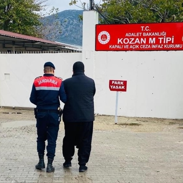 Adana'da 2 firari hükümlü operasyonla yakalandı