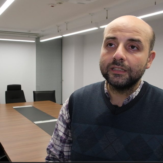 Dolandırıcılar, bilişim uzmanı profesörü ağına düşürmeye çalıştı