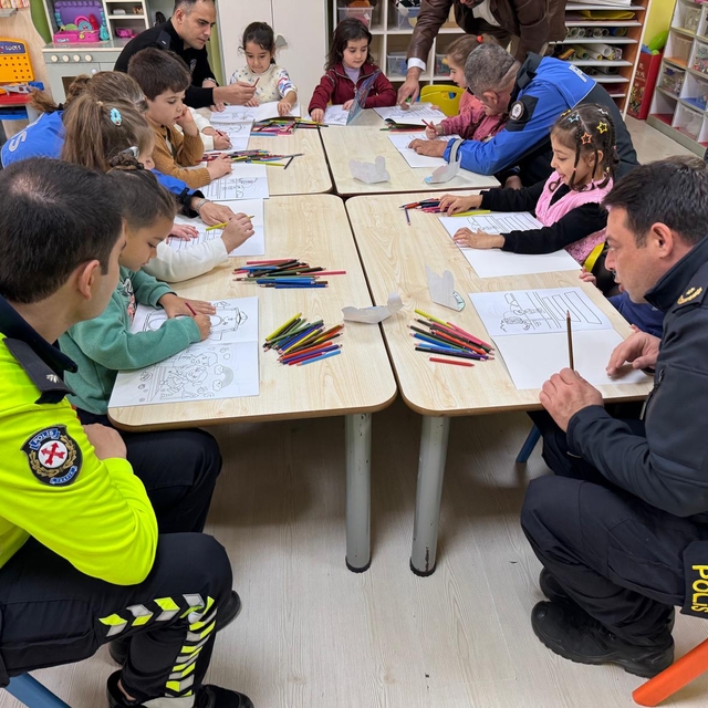 Belen'de öğrencilere trafik eğitimi verildi