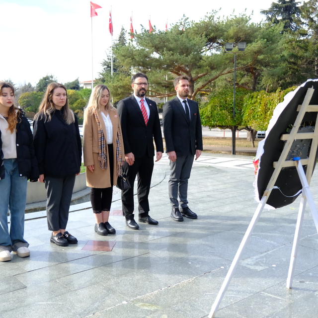 Kırklareli'nde Dünya Diş Hekimliği Günü törenle kutlandı