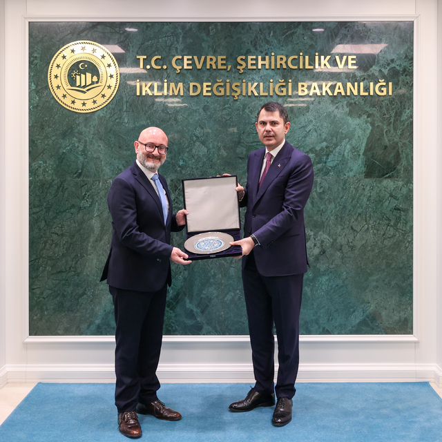 Bakan Kurum, Malta Sosyal ve Ekonomik Barınma Bakanı Galdes ile görüştü