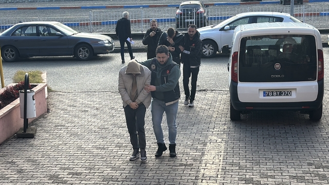 Karabük'te uyuşturucu operasyonunda 2 zanlı tutuklandı
