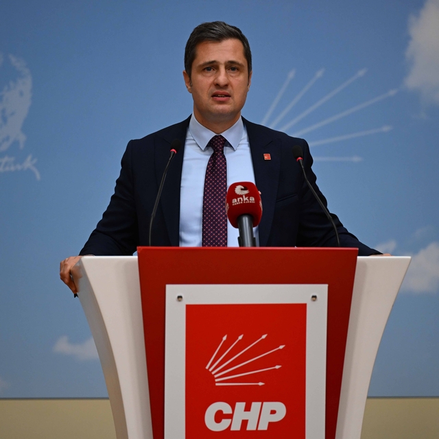 CHP Sözcüsü Yücel, MYK gündemine ilişkin basın toplantısı düzenledi: