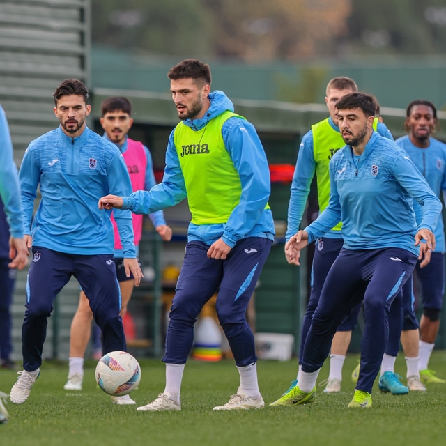 Trabzonspor'da, Adana Demirspor mesaisi sürüyor