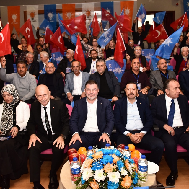 AK Parti Seferihisar 8. Olağan İlçe Kongresi yapıldı
