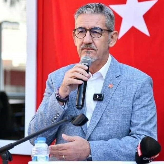 Belediye meclis üyesi gazeteciyi darbetti; o anlar kamerada (2)