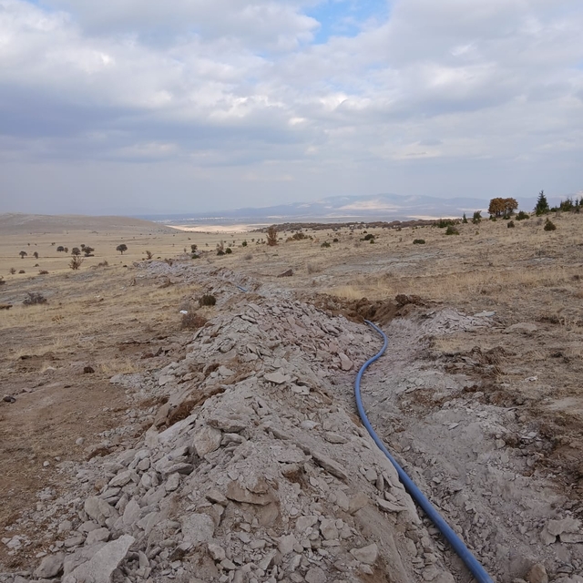 Büyükşehir Belediyesinden Tomarza'ya hayvan içme suyu hattı