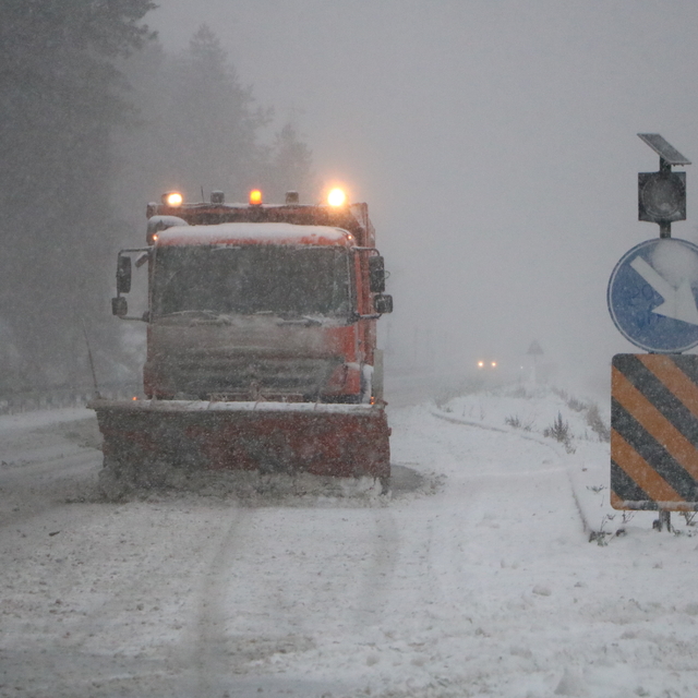 Bolu Dağı geçişinde kar yağışı başladı(2)