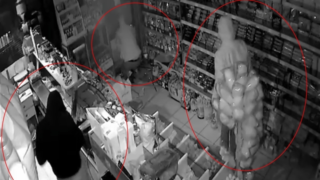 Batman'da kuruyemiş dükkanından hırsızlık kamerada