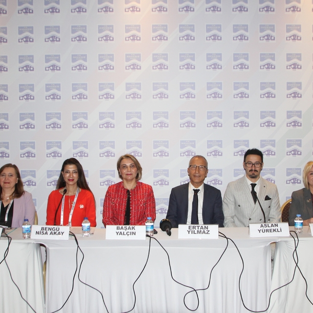 Lazerle "ben" sildirme uygulamaları ölümcül risklere yol açabiliyor