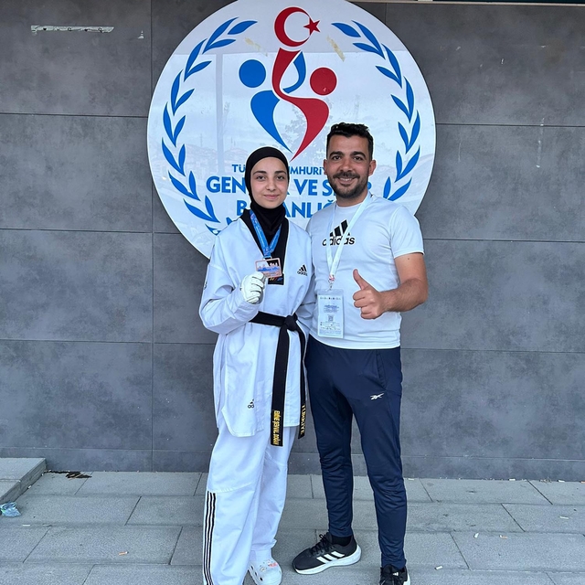 Sorgun'da tekvando antrenörü Yunus Türk'e milli takım antrenörlüğü teklifi...