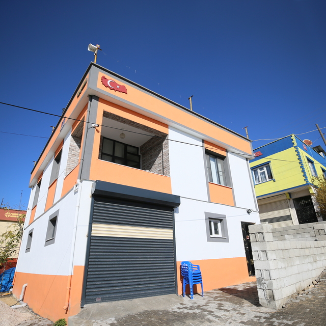 Gaziantep'te 1300 depremzede aile, "yerinde dönüşüm"le yeni yaşamlarına baş...