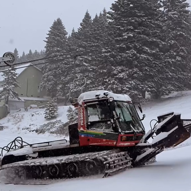 Uludağ'da kar kalınlığı 40 santimetreye ulaştı