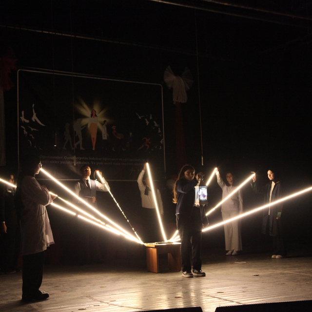 Ahlat'ta 24 Kasım Öğretmenler Günü kutlandı