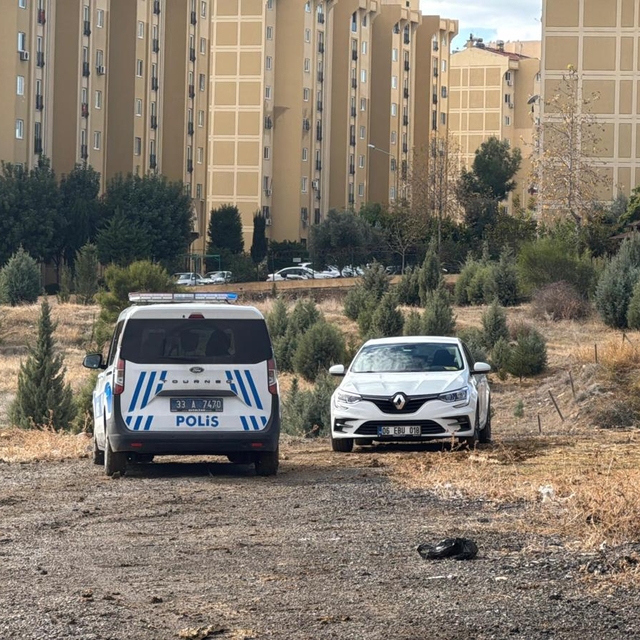 Mersin'de cam şişeye koydukları torpili patlatan 2 çocuk yaralandı
