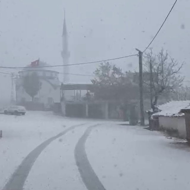 Uludağ'da kar kalınlığı 40 santimetreye ulaştı (3)