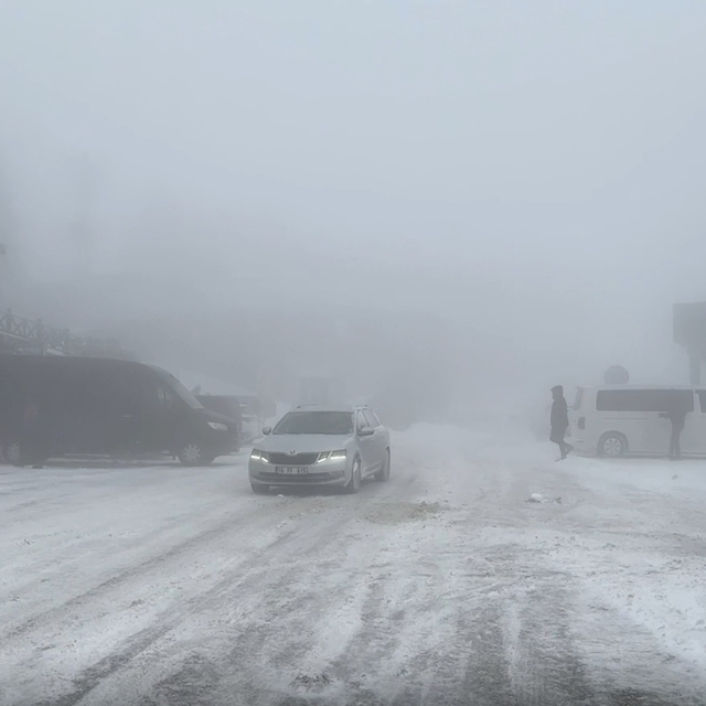 Uludağ'da kar kalınlığı 40 santimetreye ulaştı (4)