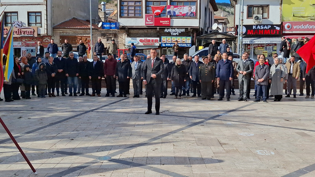 Beypazarı'da Öğretmenler Günü kutlandı