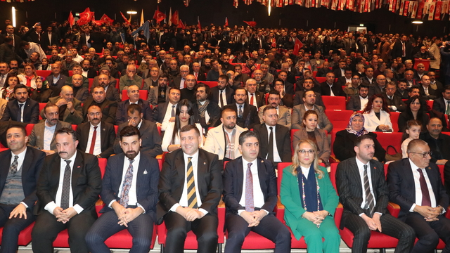 Kayseri'de "Bir ve Birlikte Hilal'e Doğru Türkiye" toplantısı düzenlendi