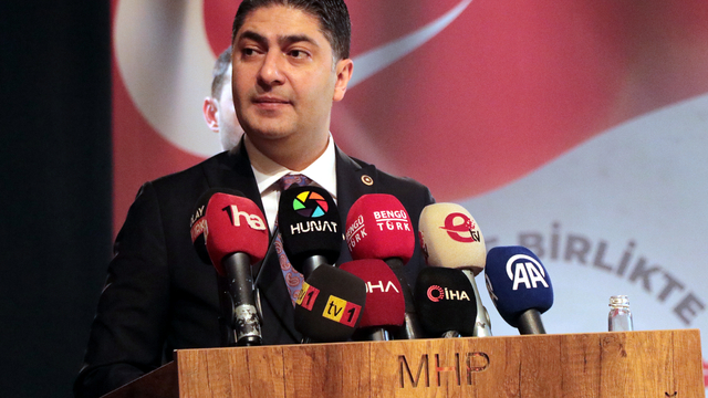 MHP'li Özdemir: Kürt kardeşlerimizle omuz omuza yeni yüzyıla girelim