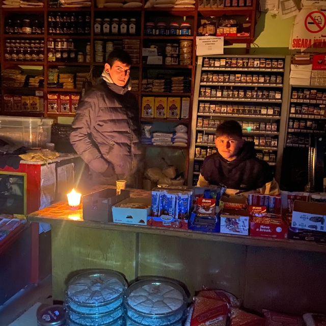 Samsun'da kar yağışı elektrik kesintisine neden oldu