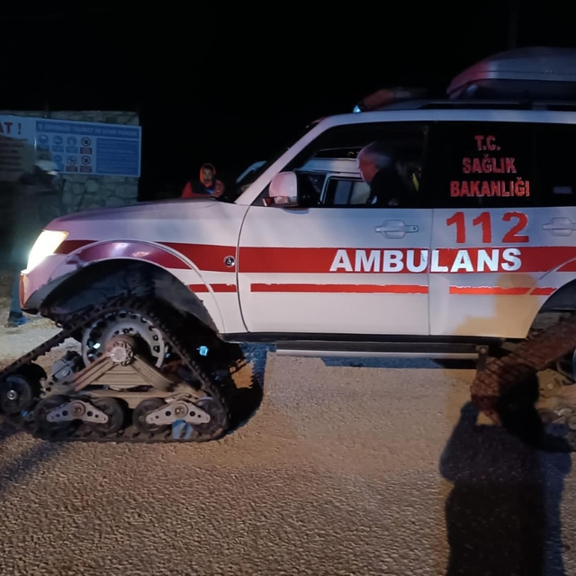 Mersin'de 4 çoban tipi nedeniyle saklandıkları mağarada mahsur kaldı