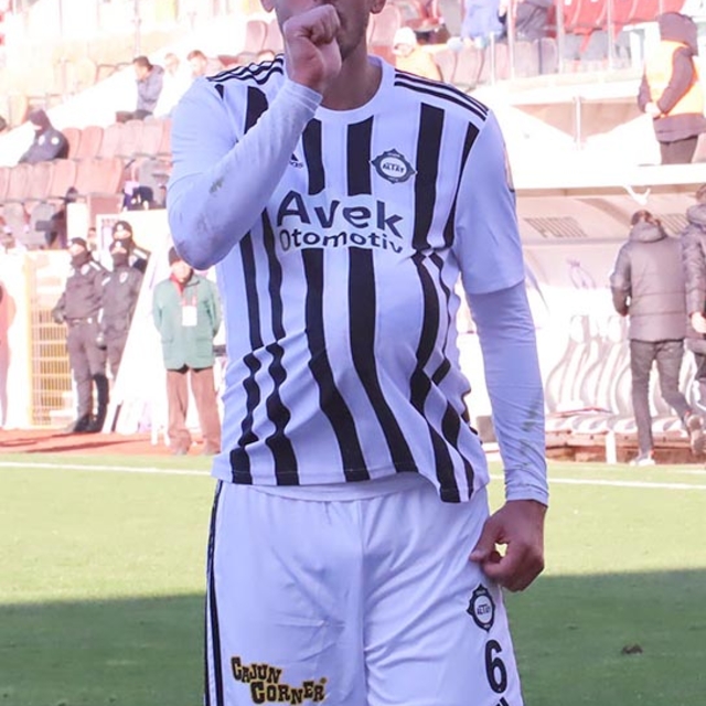 Altay'dan hayati galibiyet