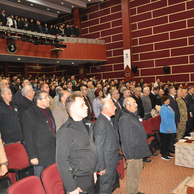 Akşehir'de Öğretmenler Günü kutlandı
